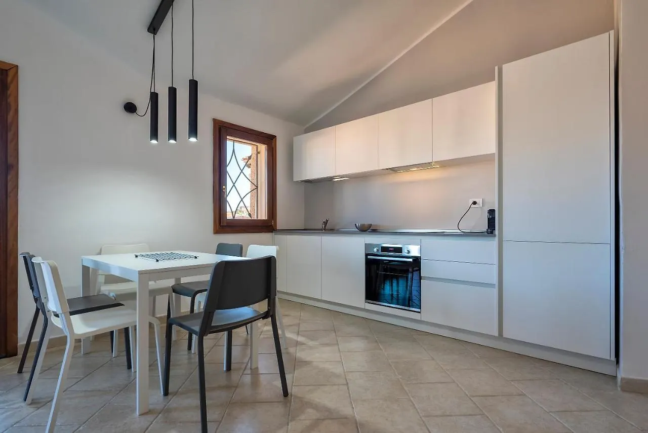 House Of Lens Daire Golfo Aranci İtalya
