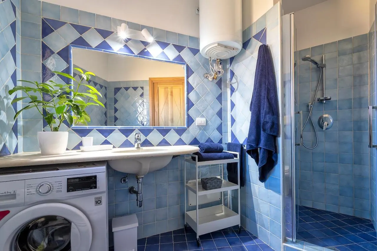 House Of Lens Daire Golfo Aranci 0*,