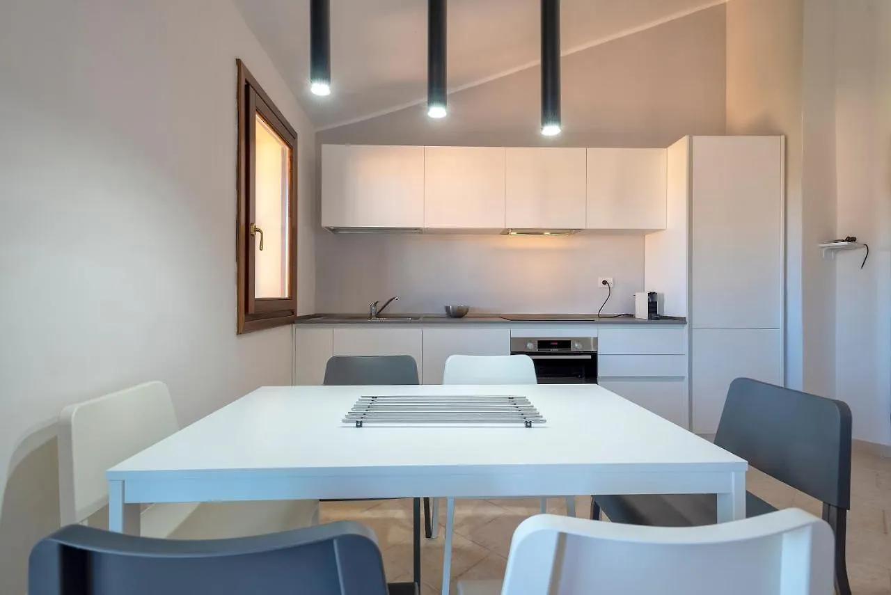 House Of Lens Apartment Golfo Aranci