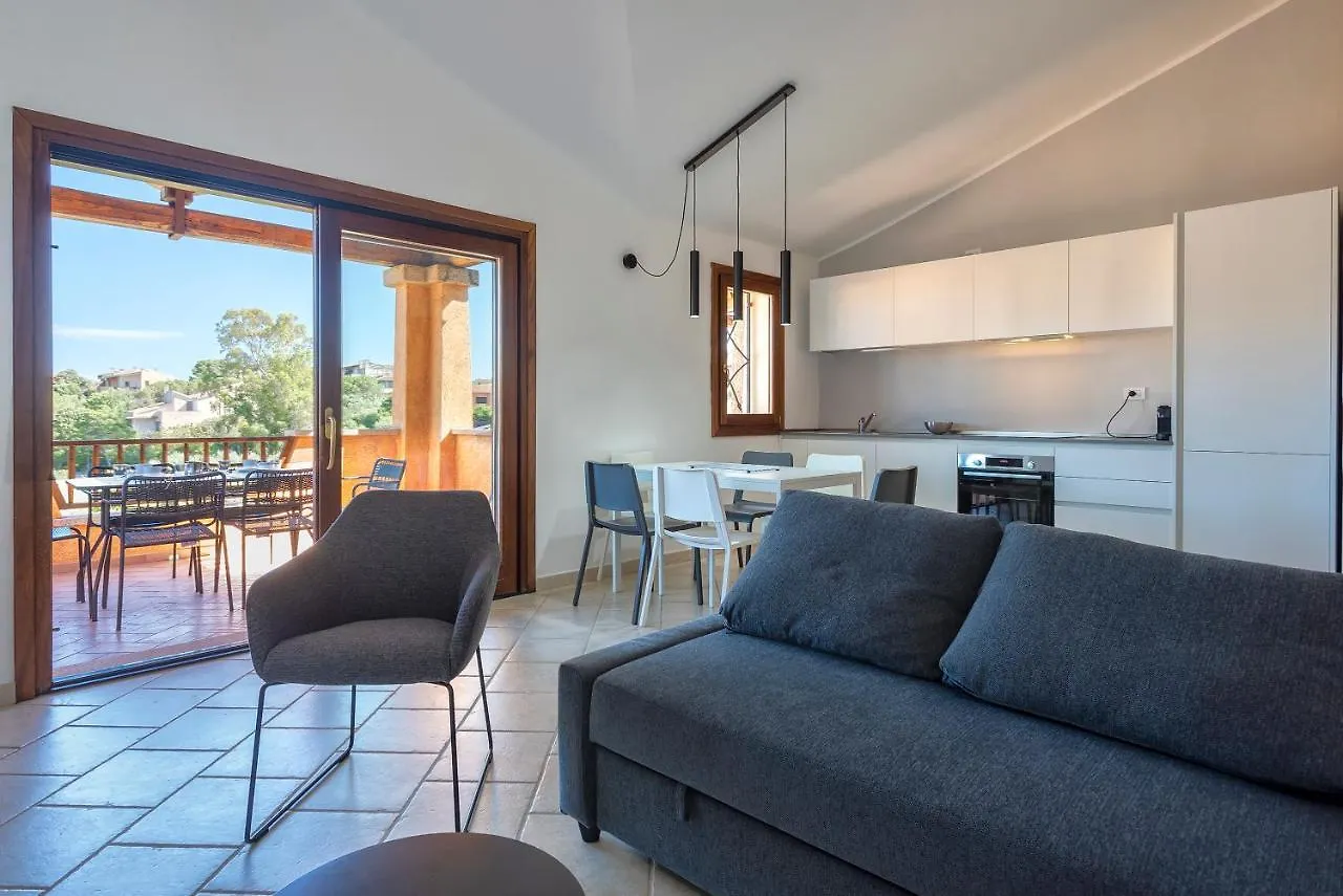 House Of Lens Apartment Golfo Aranci
