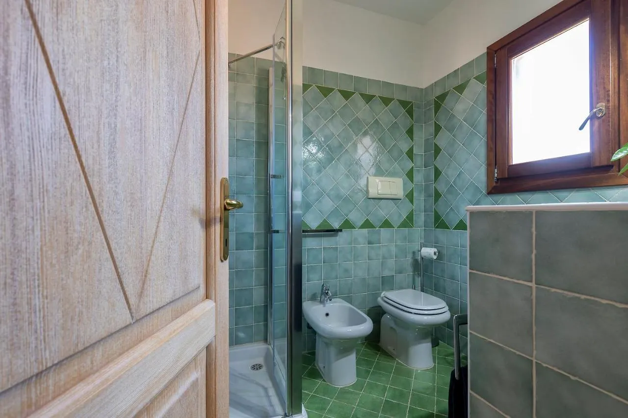 House Of Lens Apartment Golfo Aranci