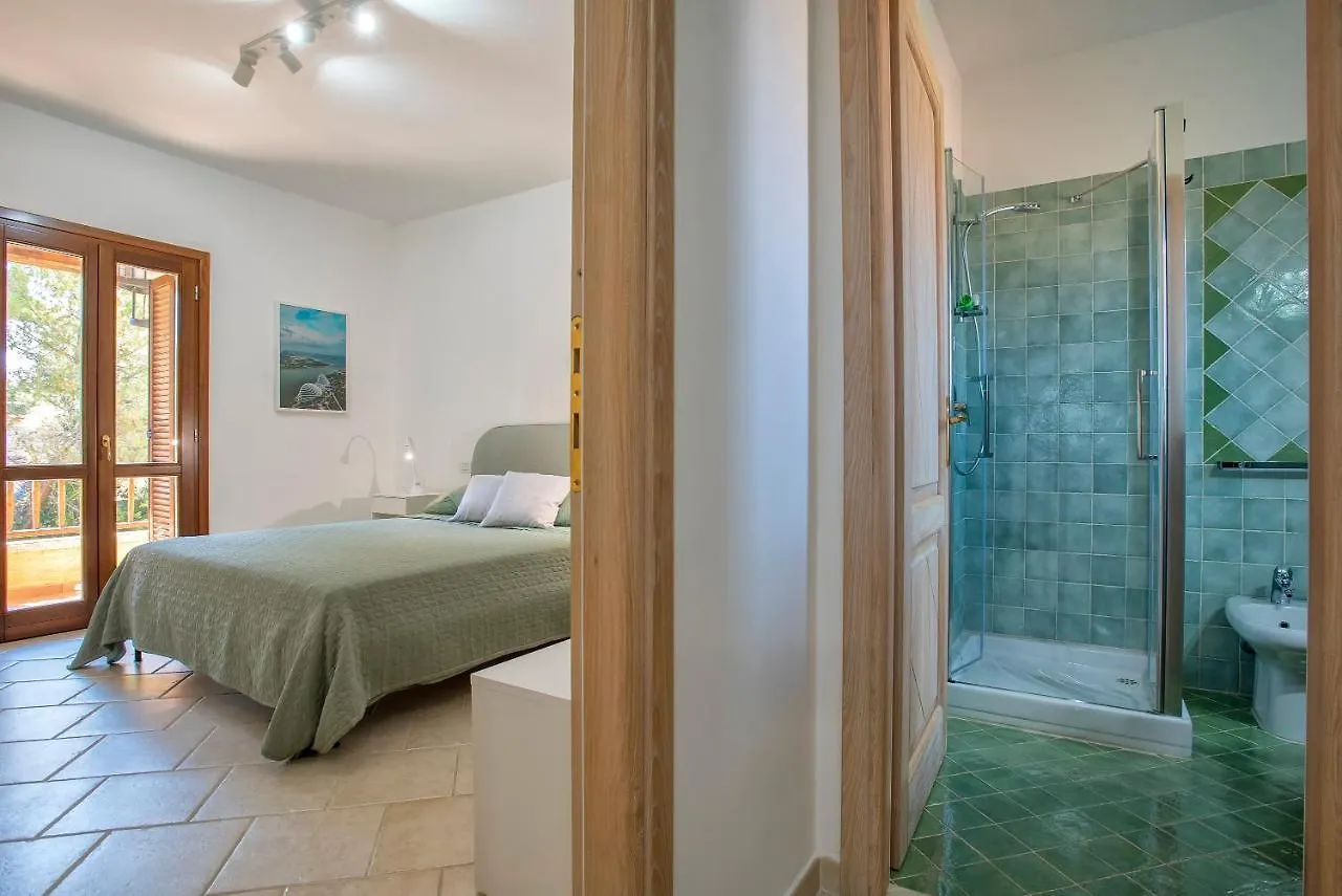 House Of Lens Apartment Golfo Aranci