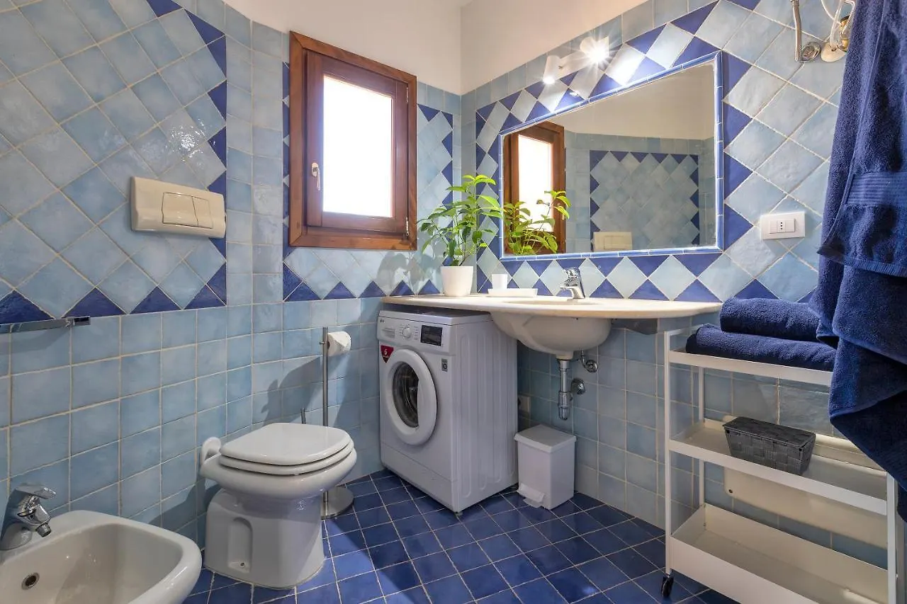 House Of Lens Apartment Golfo Aranci