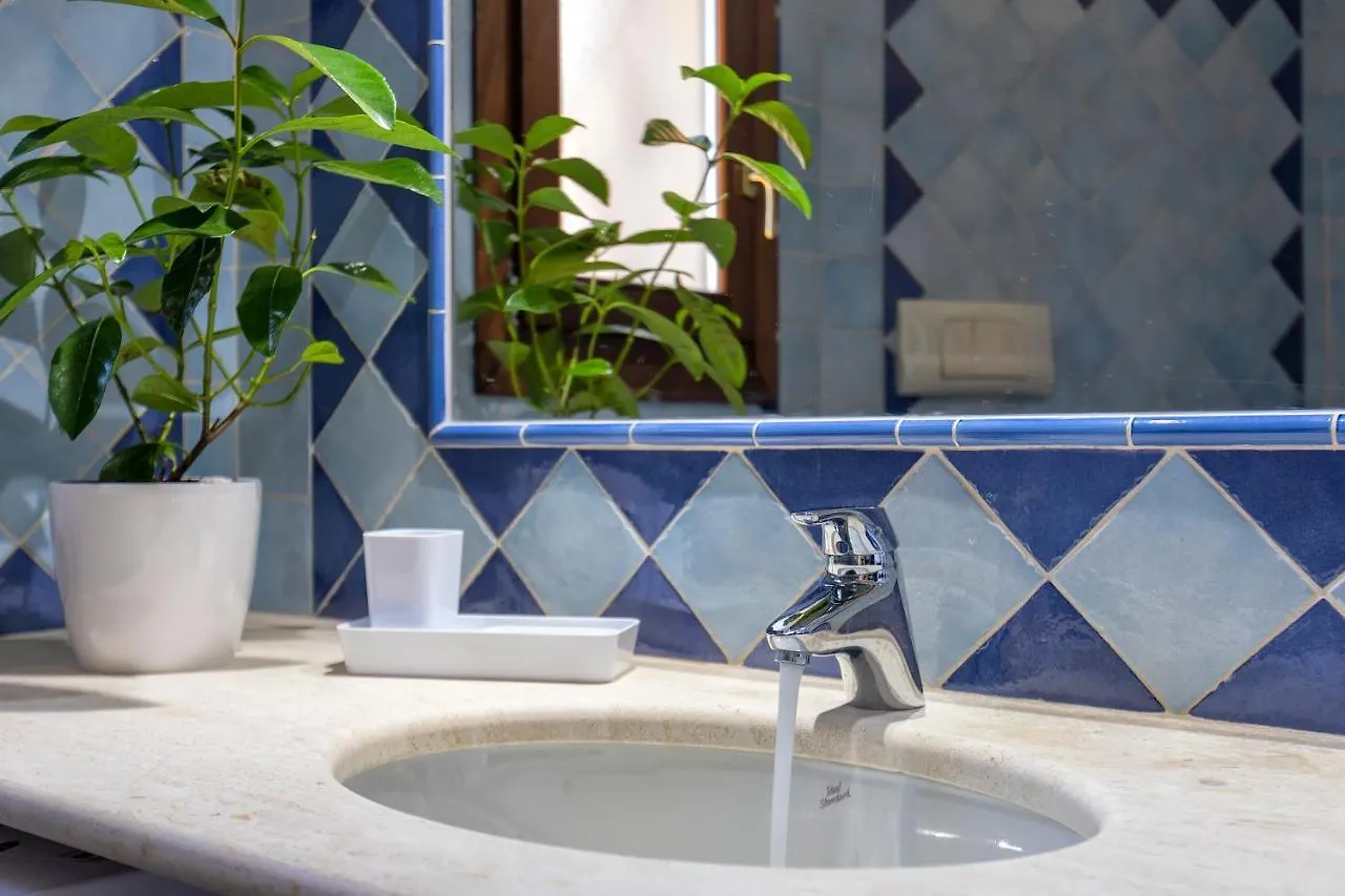 House Of Lens Apartment Golfo Aranci 0*,